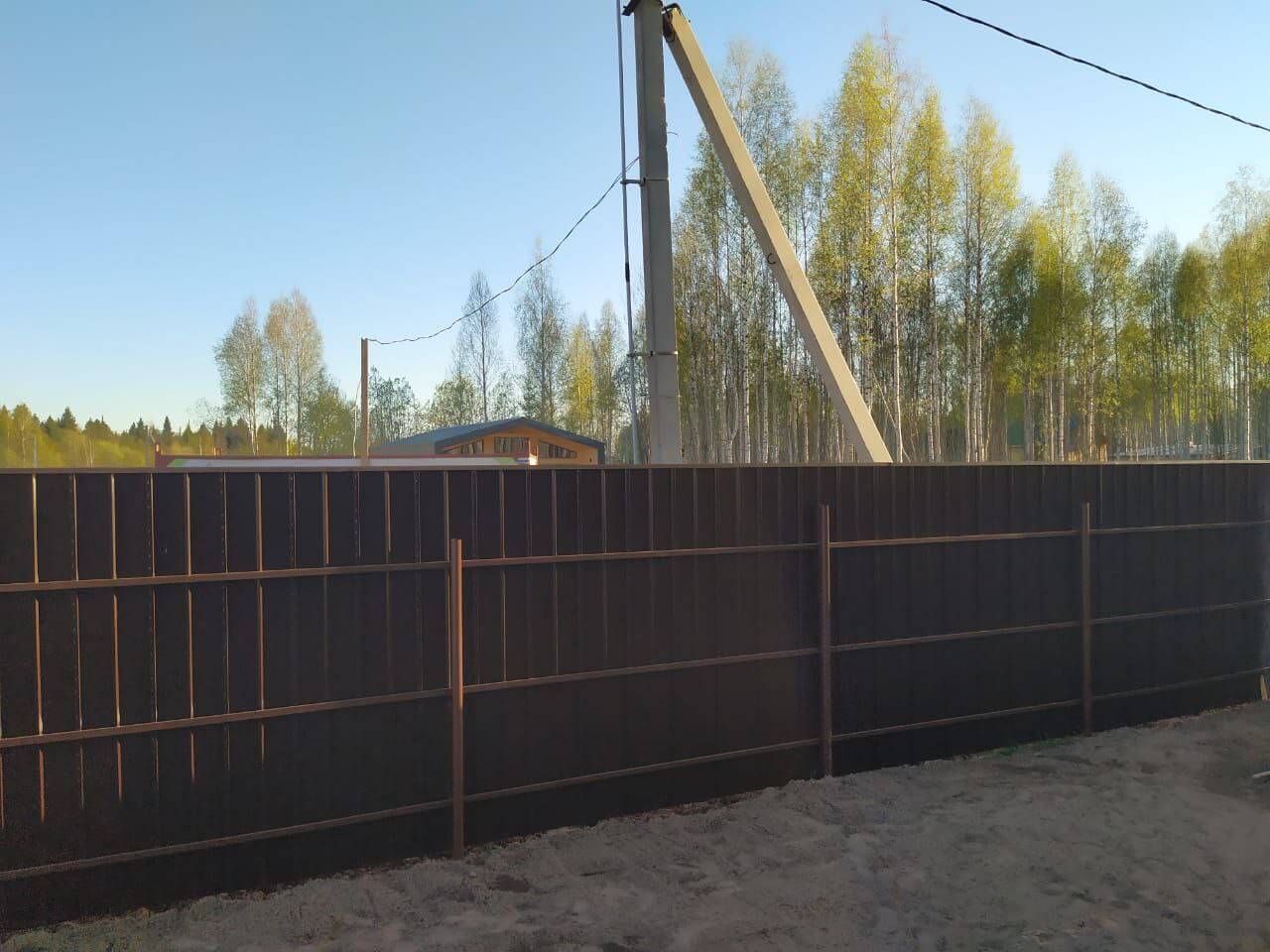 Забор из металлосайдинга ЕВРО-БРУС 25м Темный Каштан 3D Принтек фото 5 в Томске