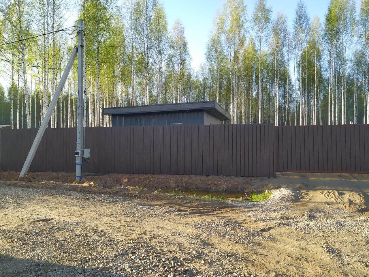 Забор из металлосайдинга ЕВРО-БРУС 25м Темный Каштан 3D Принтек фото 1 в Томске
